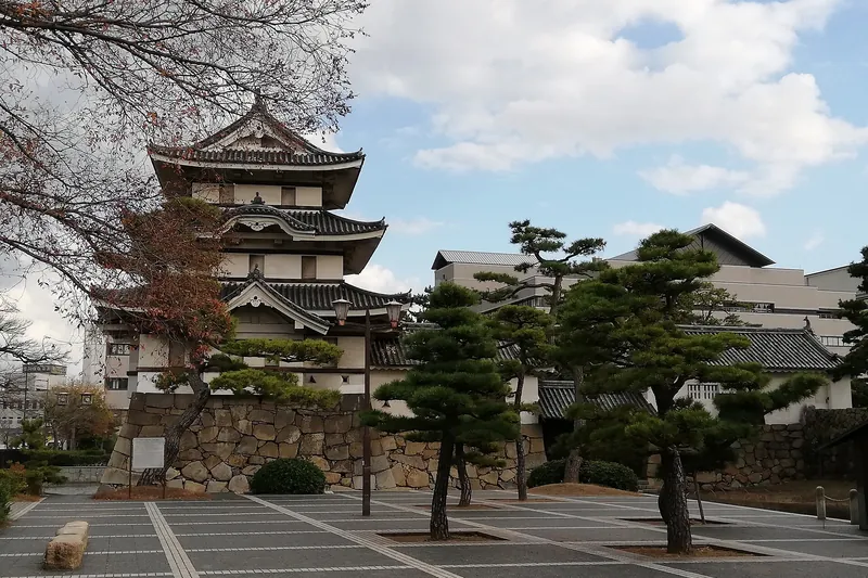 Tsukimi Turret at Takamatsu Castle Ruins. The moat is filled with seawater.